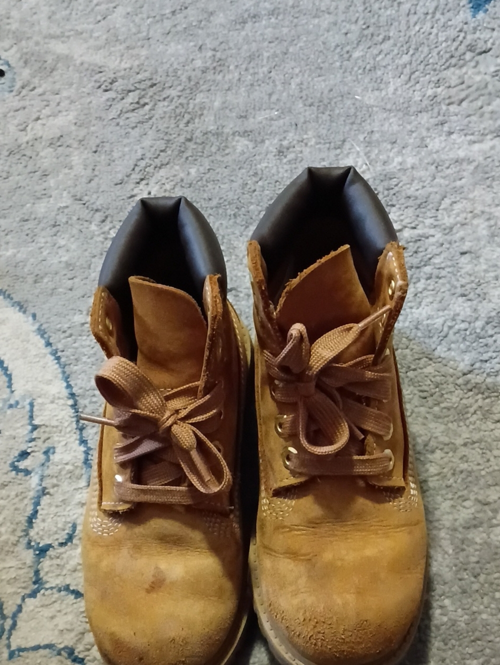Boys Brown Work Boots - Lace Up timberland, slightly Used